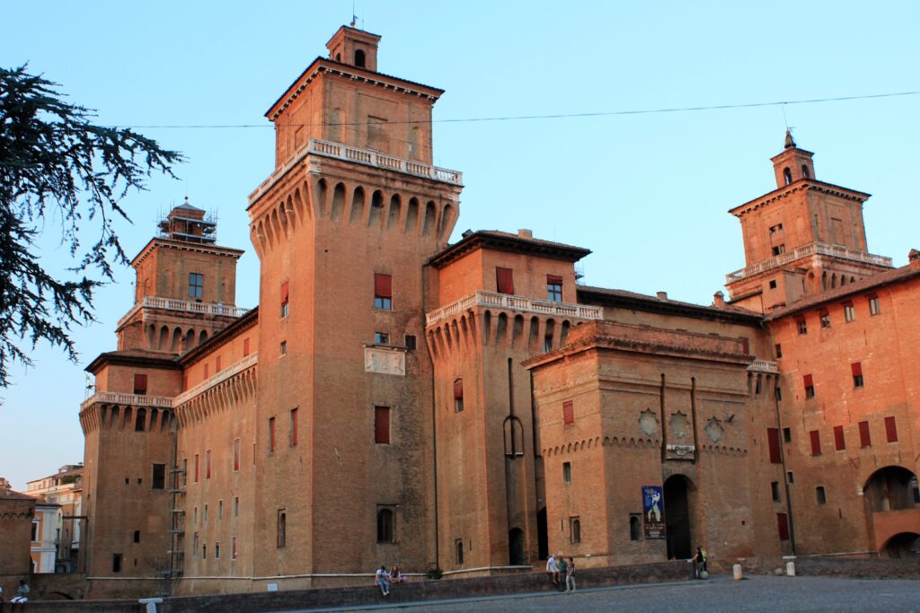 フェッラーラの伝統的なパン コッピア フェッラレーゼ とは 見る 食べる 歩く 私のタビタリア